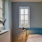 Maritime Secluded On The Dike Ferienhaus Osterhever