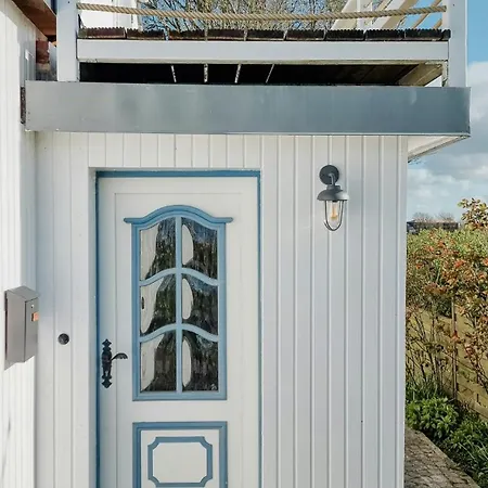 Maritime Secluded On The Dike Ferienhaus *