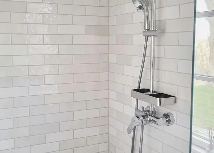 Maritime Secluded On The Dike Osterhever